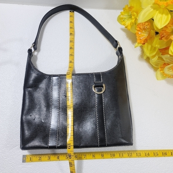 Elegant Lancel Black Leather Shoulder Bag - Picture 16 of 16